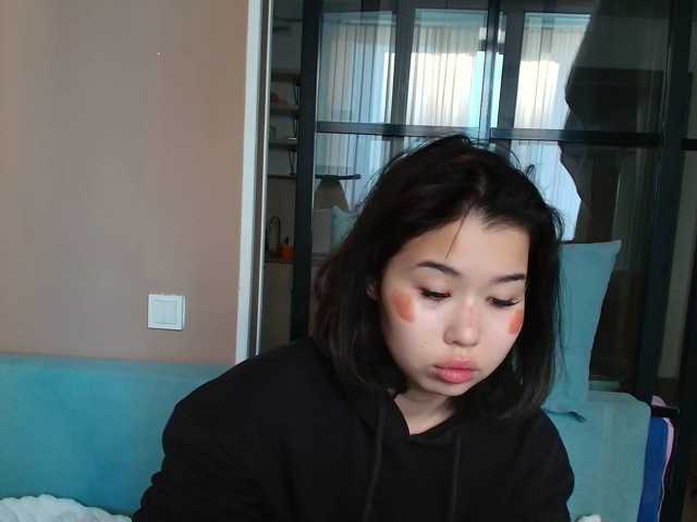 kimyjina, en vivo ahora en BongaCams