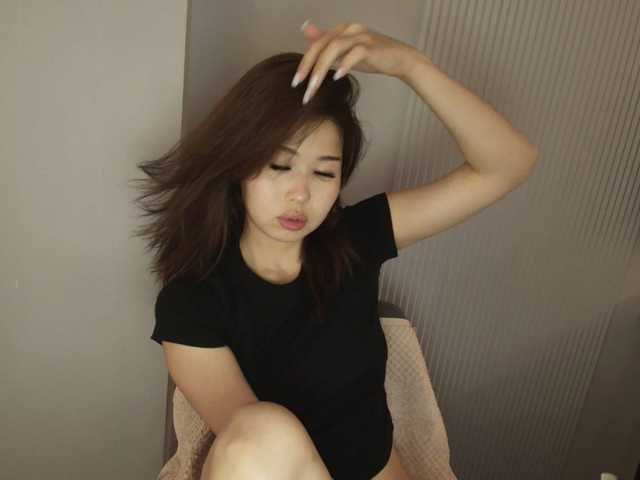 kimyjina live cam on BongaCams