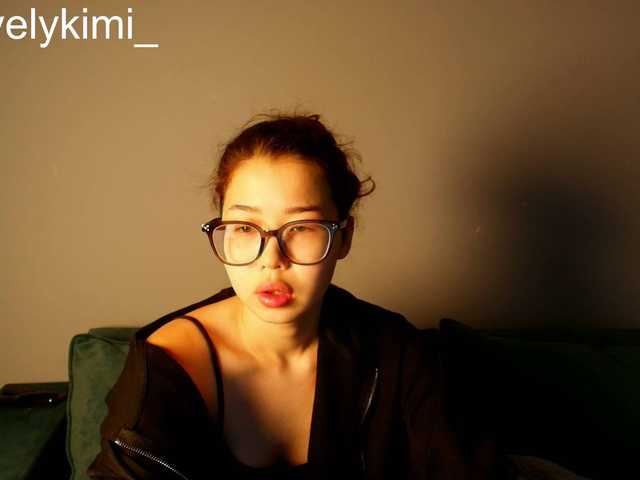 kimyjina live cam on BongaCams