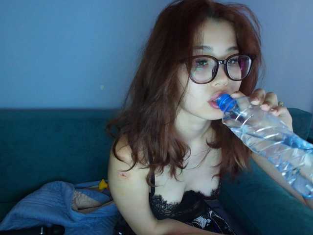 kimyjina live cam on BongaCams