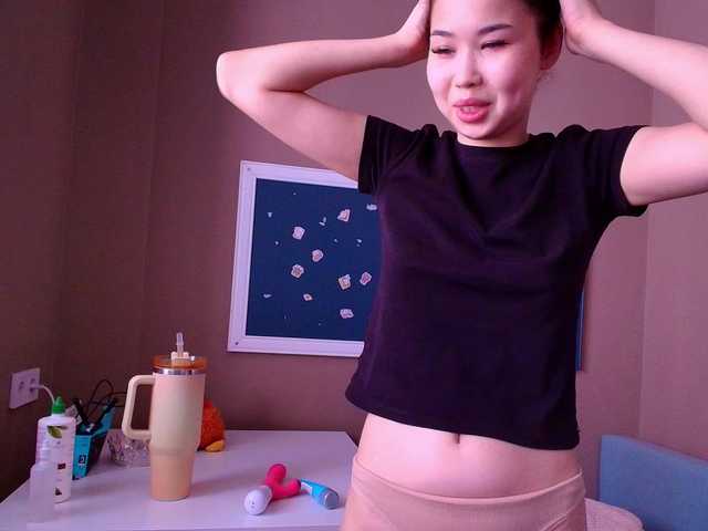 kimyjina live cam on BongaCams