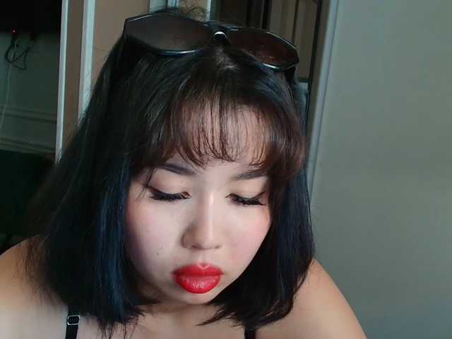 kimyjina live cam on BongaCams