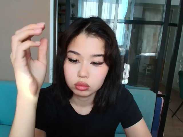 kimyjina, en vivo ahora en BongaCams