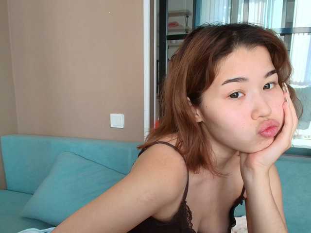 kimyjina live cam on BongaCams