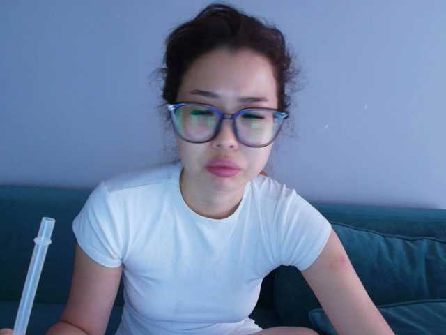 kimyjina live cam on BongaCams