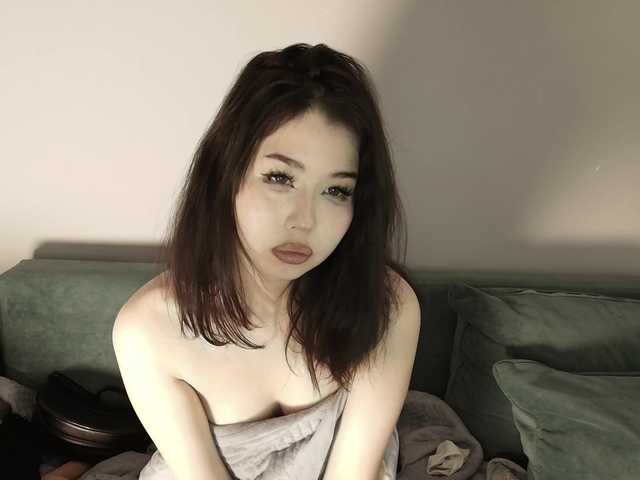 kimyjina live cam on BongaCams