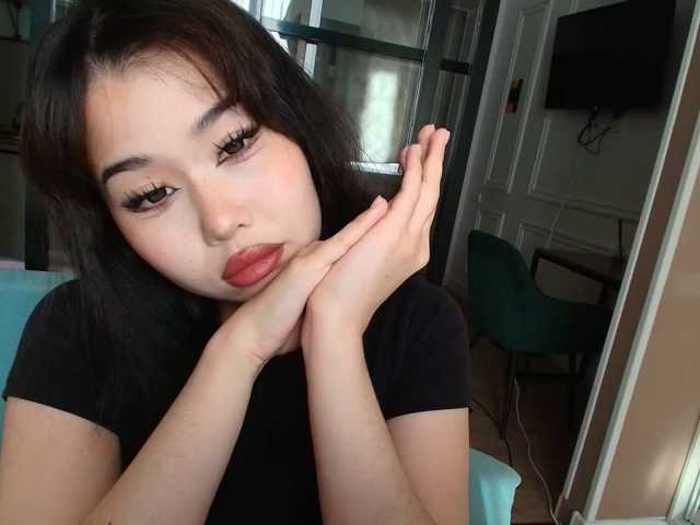 kimyjina, en vivo ahora en BongaCams