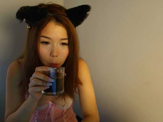 kimyjina live cam on BongaCams