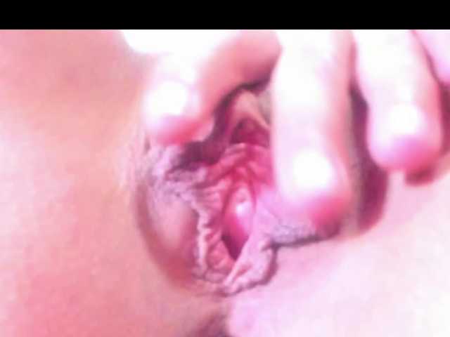 sacha09-L's BongaCams show and profile