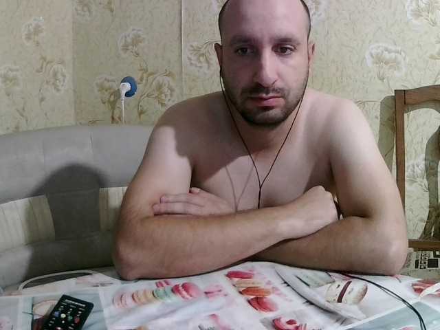 HowlClaw1994 live webcam show