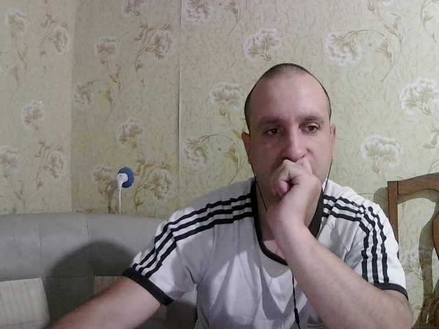 HowlClaw1994 live webcam show