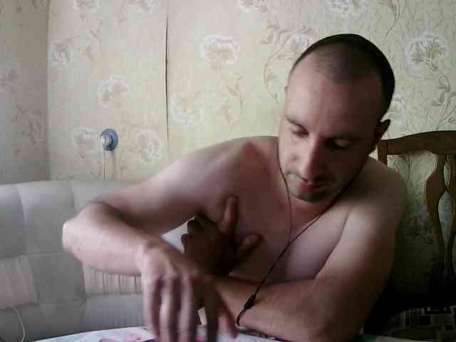 HowlClaw1994 Sex Cam Show