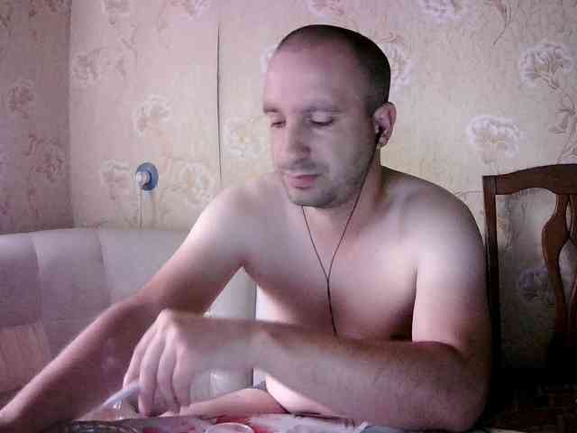 HowlClaw1994 Sex Cam Show