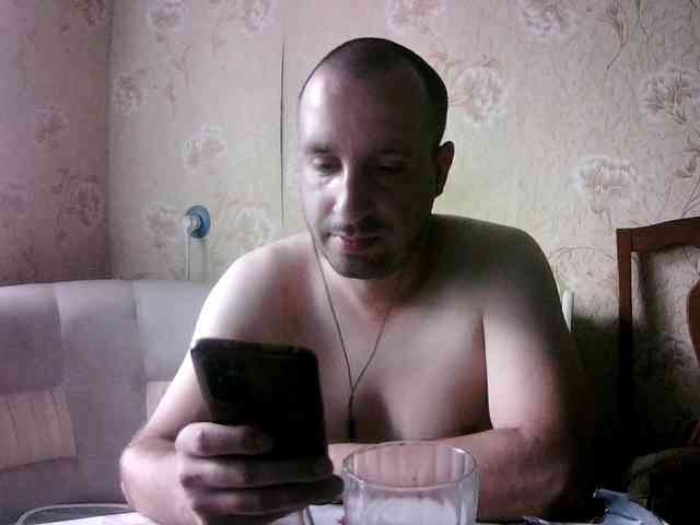 HowlClaw1994 Live Webcam on BongaCams