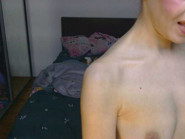 Sex chat gratuit in direct cu CarluyMessy pe BongaCams