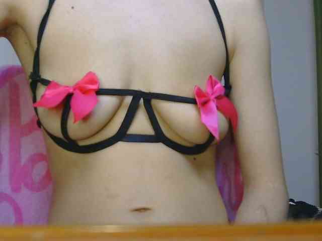 Modelo: CarluyMessy