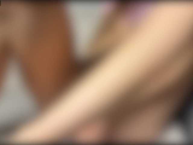 tinyhole Live Cam and Statistics on UnifiedCams