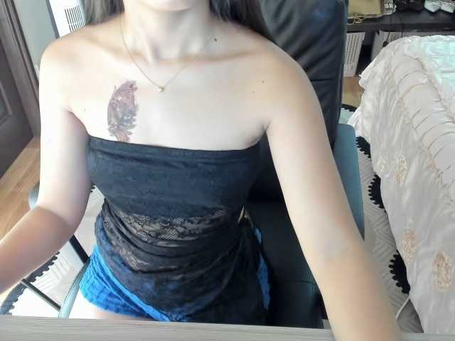 Just-ange live cam on BongaCams