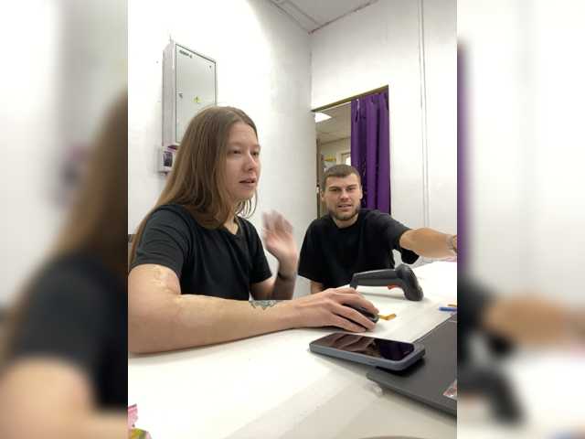 -SweetCouple-1 live cam preview