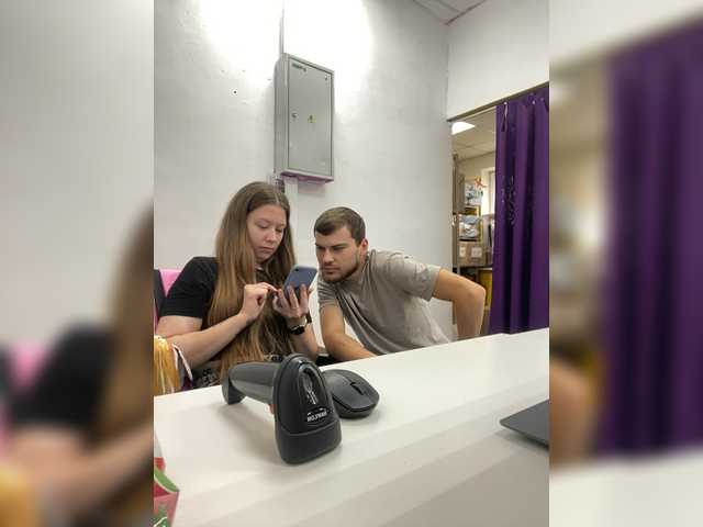 -SweetCouple-1 live webcam show