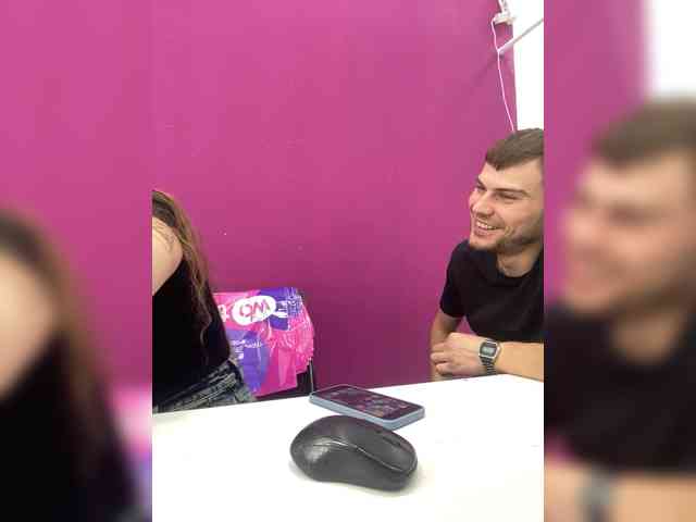 -SweetCouple-1 webcam