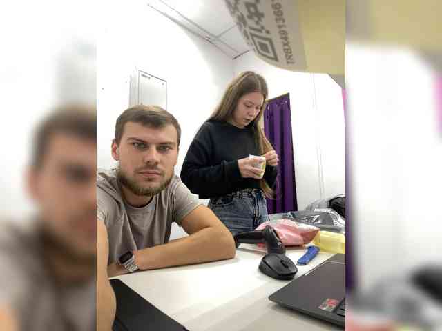 -SweetCouple-1 webcam