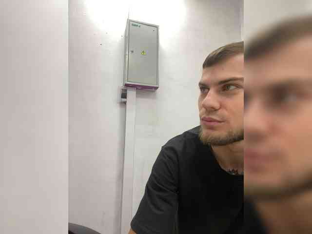 -SweetCouple-1 webcam