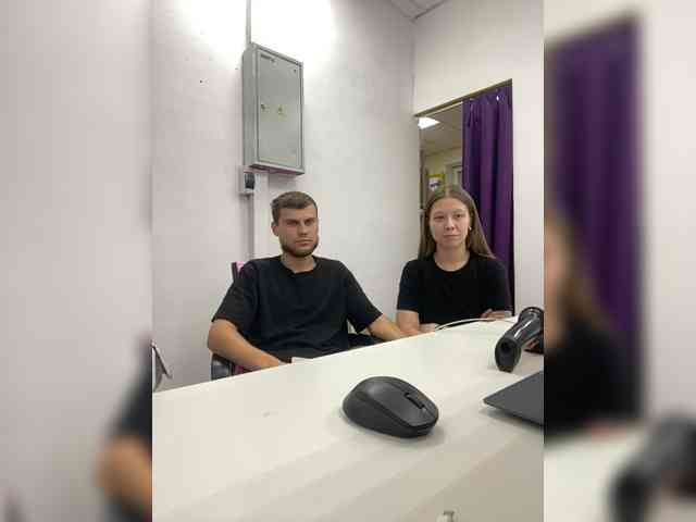 -SweetCouple-1 webcam