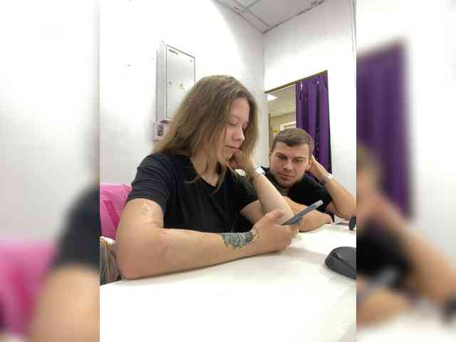 -SweetCouple-1 webcam