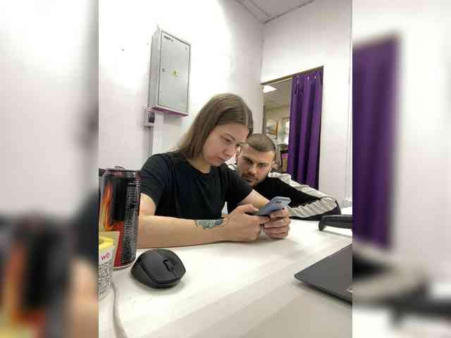 -SweetCouple-1 webcam