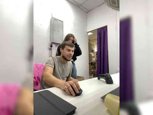 -SweetCouple-1 webcam