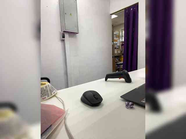 -SweetCouple-1 webcam