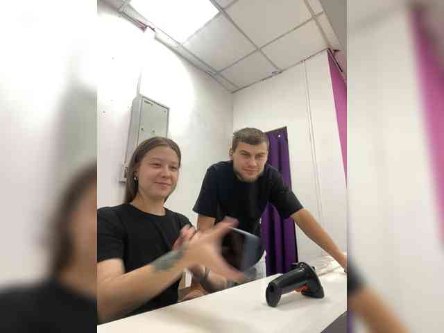 -SweetCouple-1 webcam