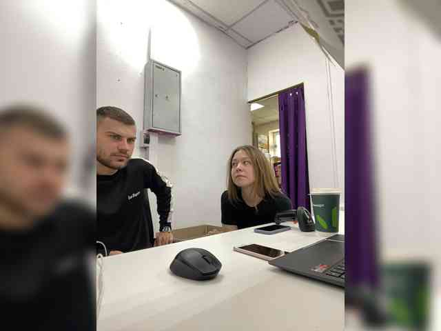 -SweetCouple-1 webcam