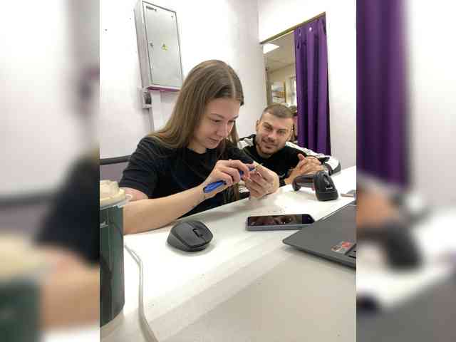 -SweetCouple-1 webcam