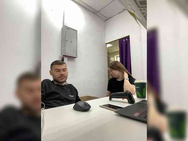 -SweetCouple-1 webcam