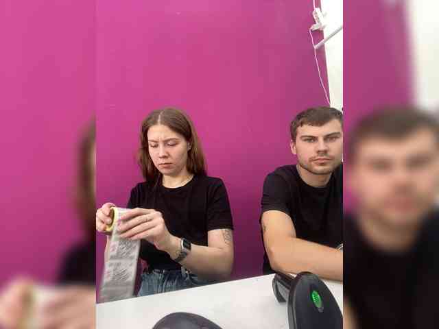 -SweetCouple-1 webcam