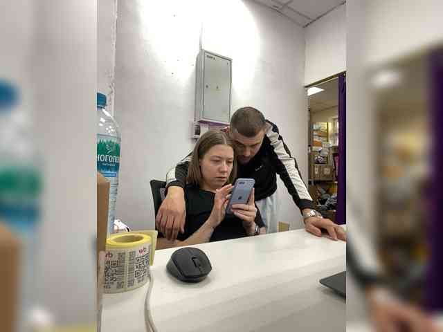 -SweetCouple-1 webcam