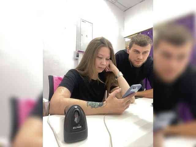 -SweetCouple-1 webcam