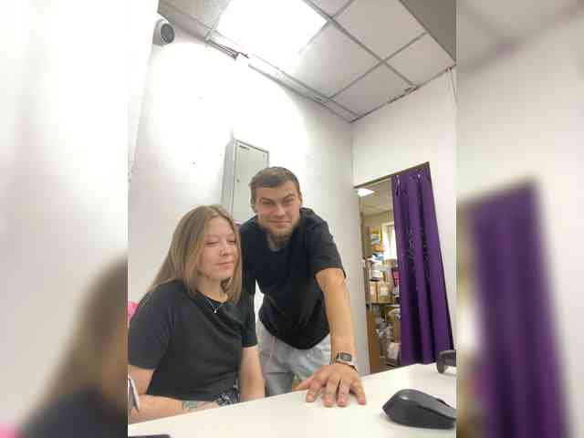 -SweetCouple-1 webcam