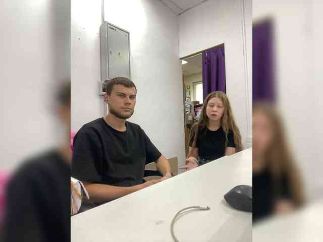 -SweetCouple-1 webcam