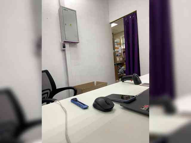-SweetCouple-1 webcam