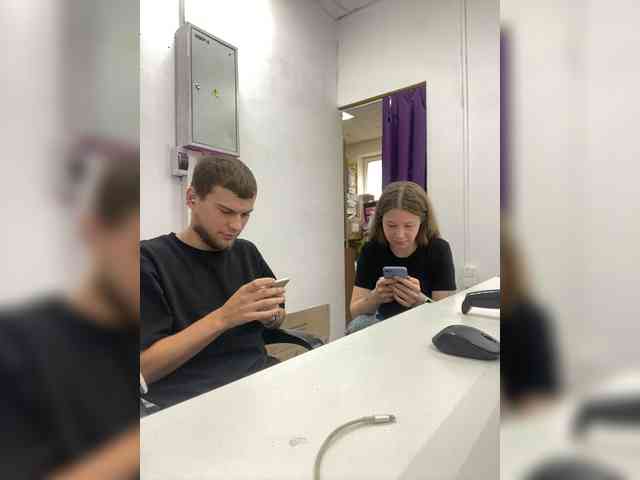 -SweetCouple-1 webcam