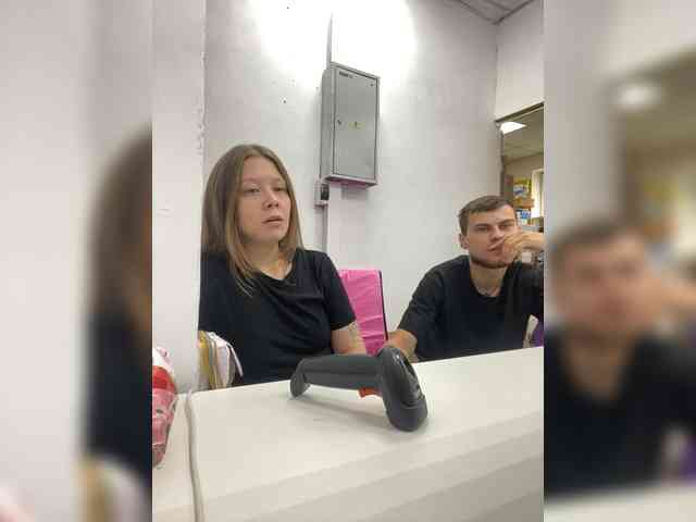 -SweetCouple-1 webcam
