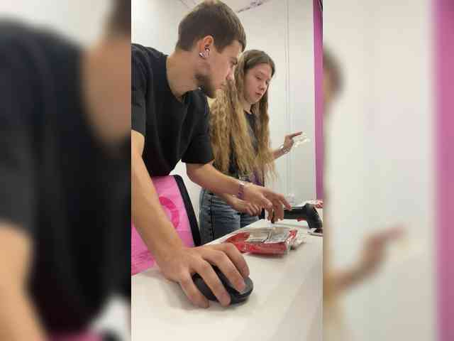 -SweetCouple-1 webcam