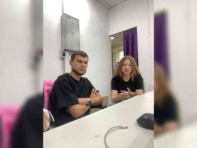 -SweetCouple-1 webcam