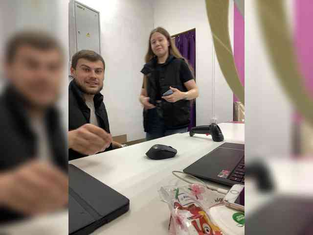 -SweetCouple-1 webcam