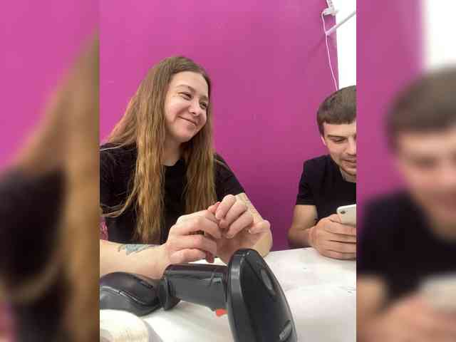 -SweetCouple-1 webcam