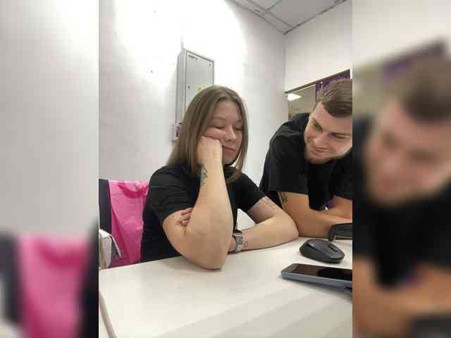 -SweetCouple-1 webcam