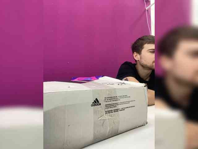 -SweetCouple-1 webcam